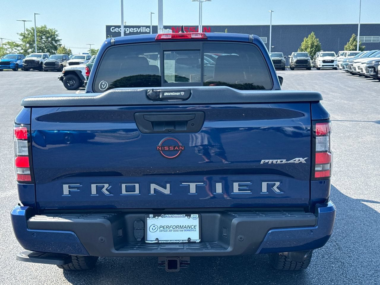 Used 2022 Nissan Frontier PRO-4X w/ Pro-4X Premium Package AWD/4WD image 4