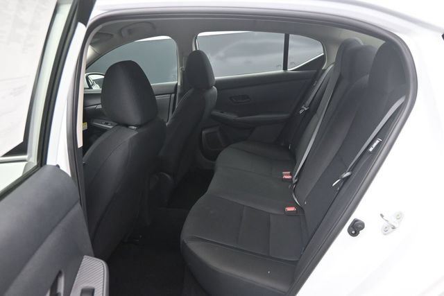 Used 2025 Nissan Sentra S w/ Lighting Package FWD image 11