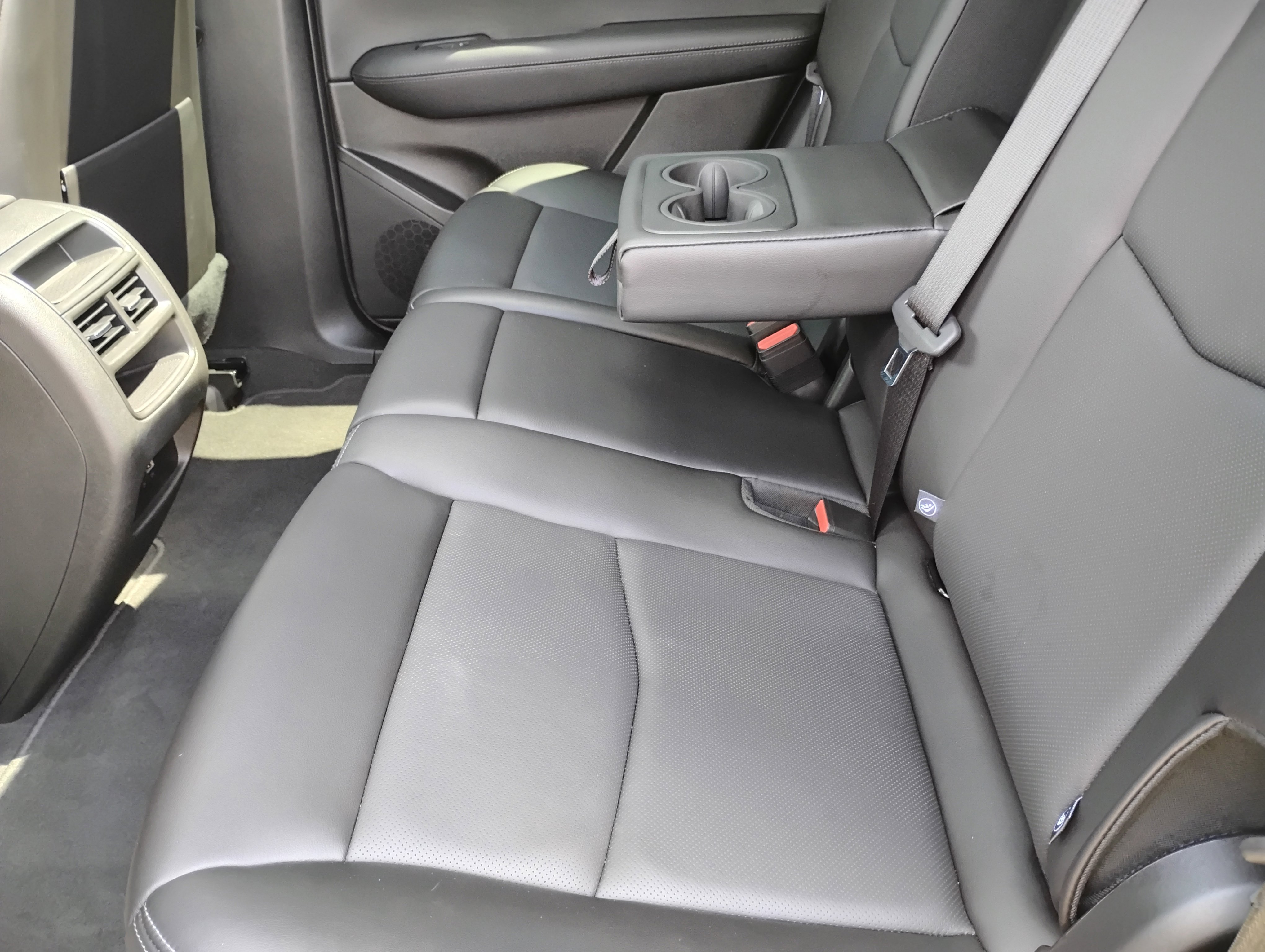 Used 2025 Cadillac XT5 Premium Luxury image 23