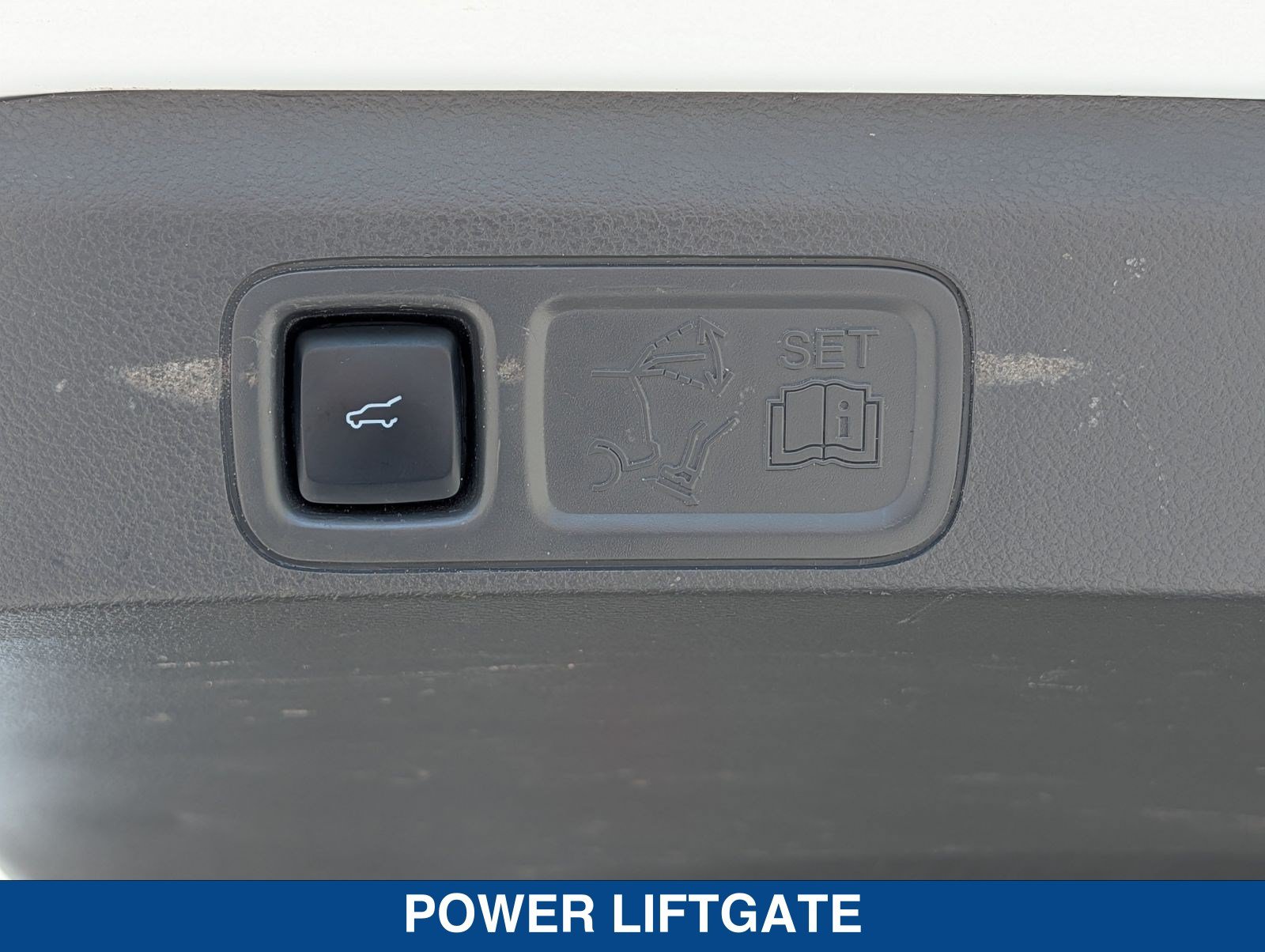 Used 2019 Ford Expedition Limited RWD image 15