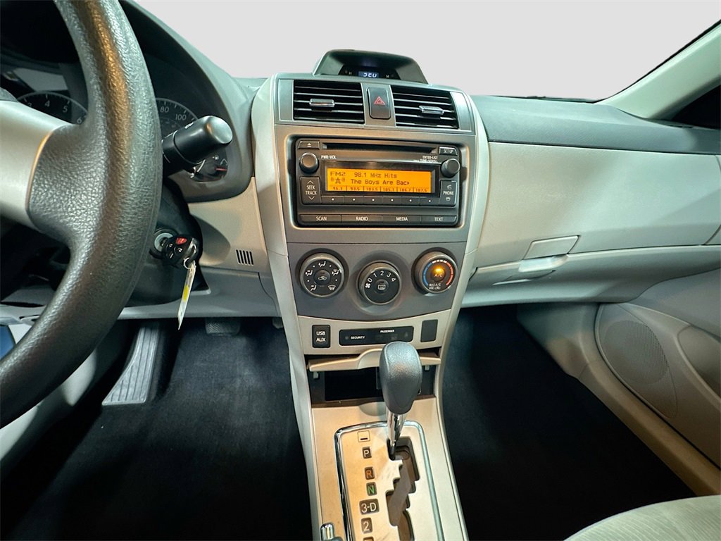 Used 2012 Toyota Corolla LE image 14