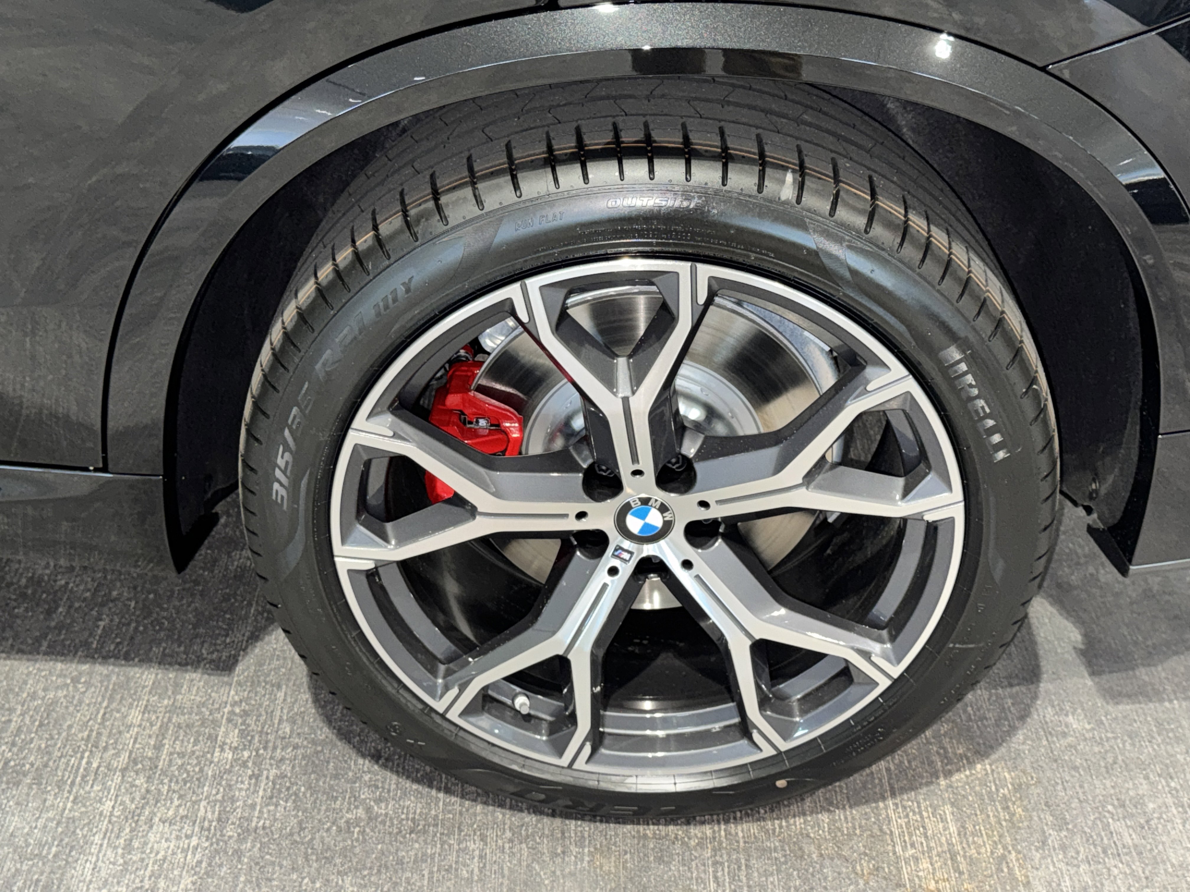 New 2026 BMW X5 xDrive50e image 25