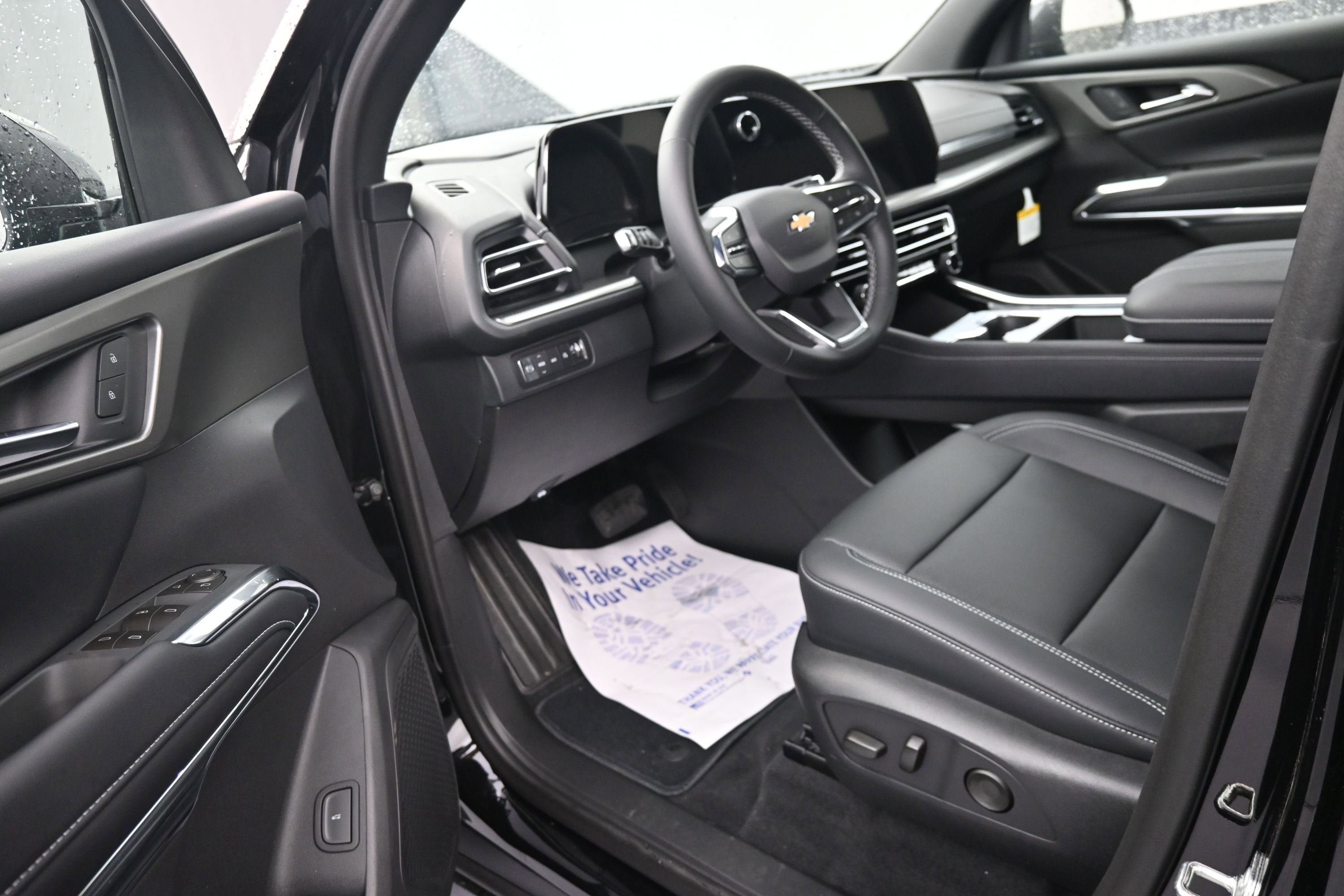 New 2026 Chevrolet Traverse LT AWD/4WD image 9