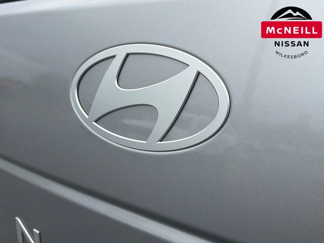 Used 2025 Hyundai Santa Fe SEL AWD/4WD image 34