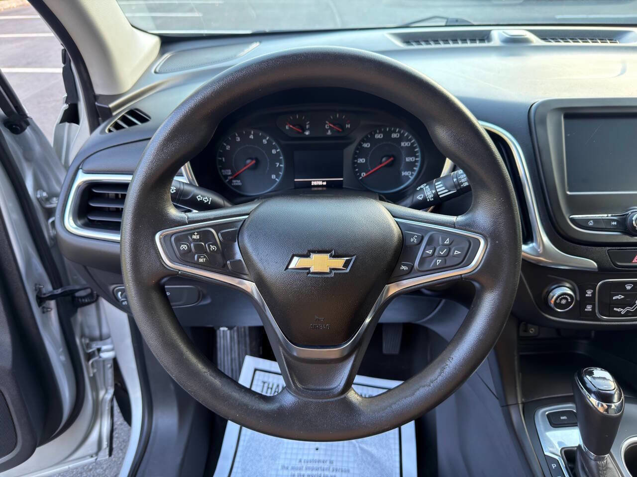 Used 2018 Chevrolet Equinox LT image 16