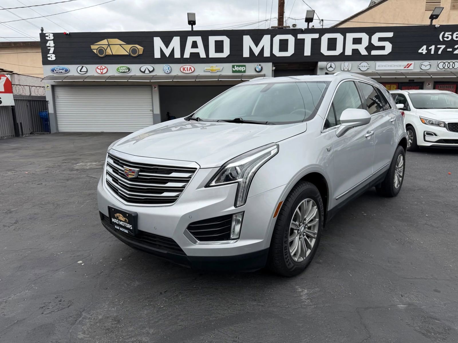 Used 2017 Cadillac XT5 Luxury AWD/4WD image 1