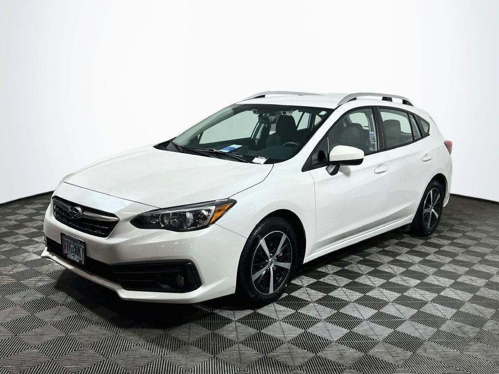 Used 2022 Subaru Impreza 2.0i Premium w/ Popular Package #3 AWD/4WD image 3