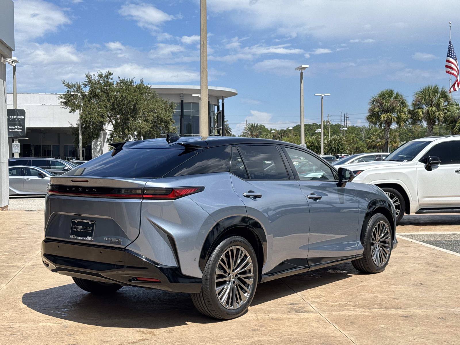 Certified 2023 Lexus RZ 450e Premium w/ Accessory Package (2T) AWD/4WD image 3