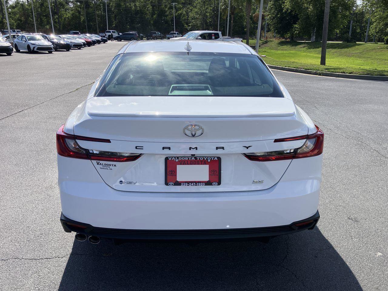 New 2026 Toyota Camry SE FWD image 4