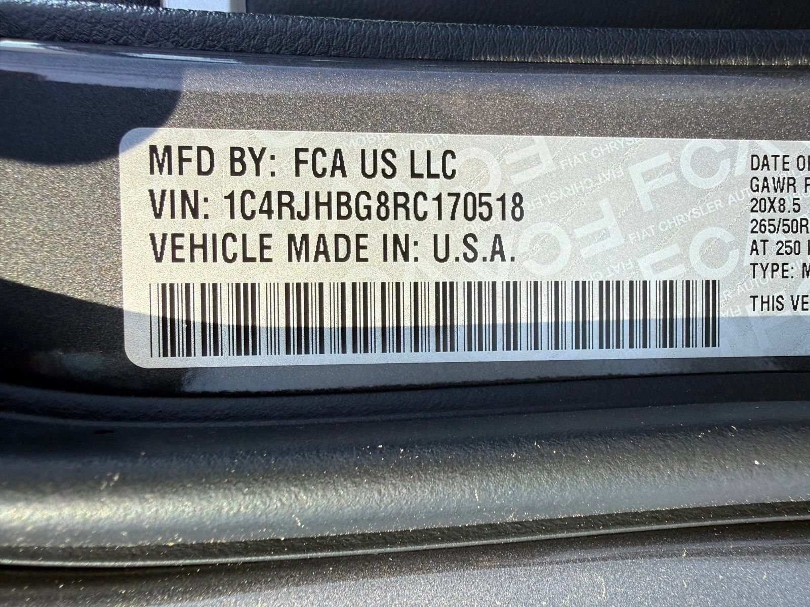 Used 2024 Jeep Grand Cherokee Limited w/ Luxury Tech Group II AWD/4WD image 46
