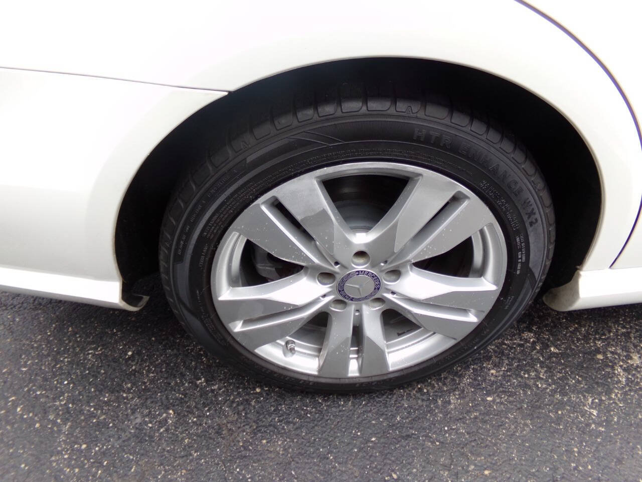 Used 2013 Mercedes-Benz E 350 BlueTEC Sedan image 21