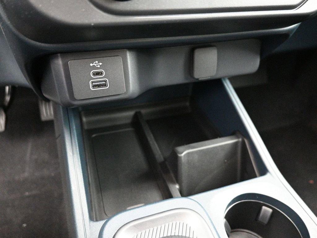 New 2026 Ford Maverick XL FWD image 15