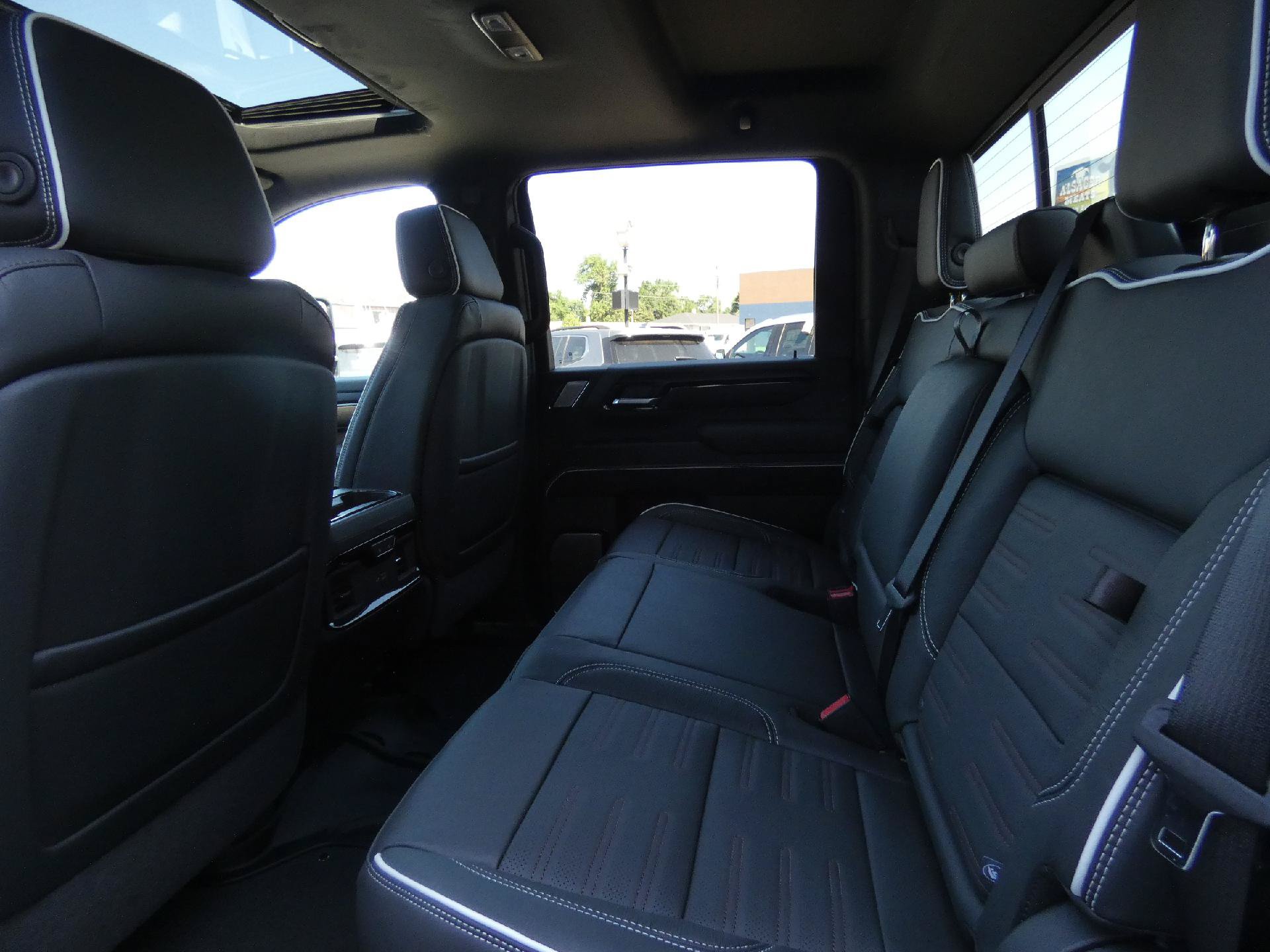 New 2026 GMC Sierra 2500 AT4X AWD/4WD image 13