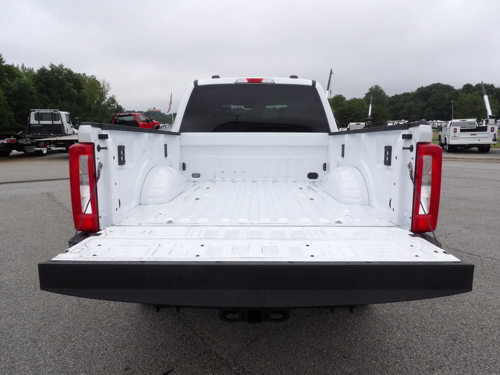 Used 2024 Ford F250 XLT w/ FX4 Off-Road Package AWD/4WD image 46