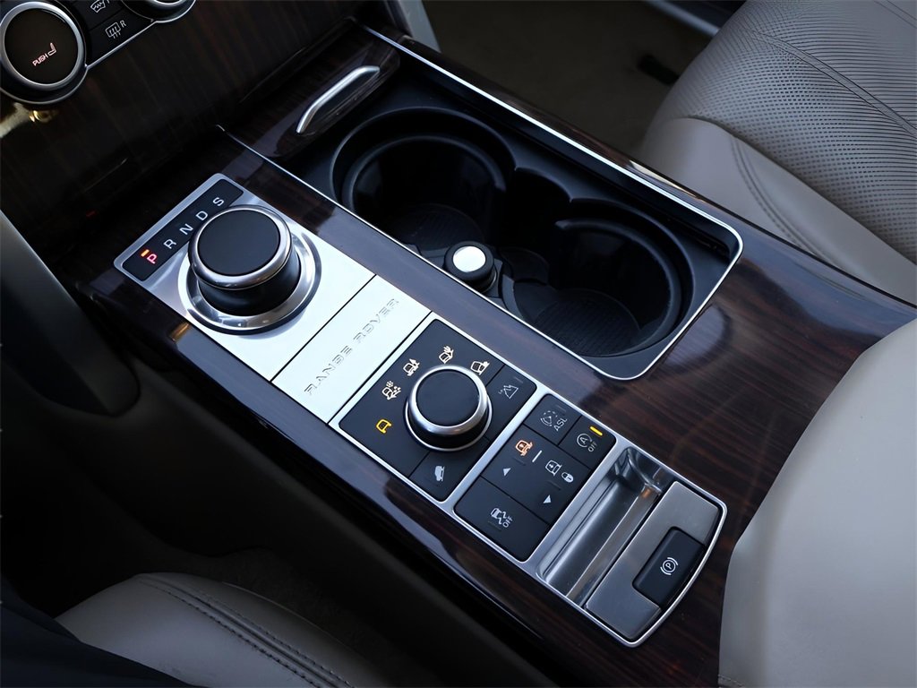 Used 2016 Land Rover Range Rover HSE image 26