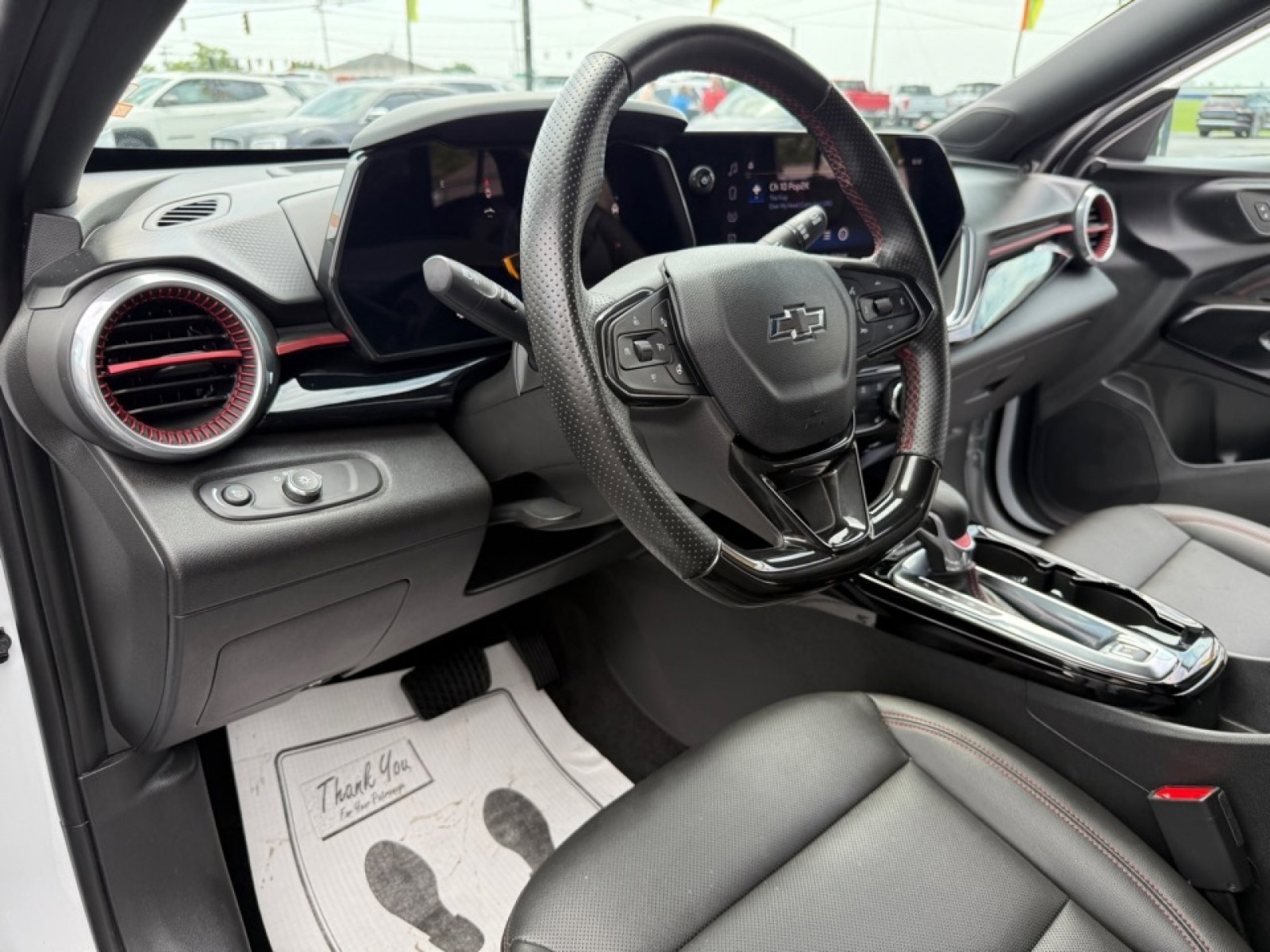 Used 2024 Chevrolet Trax RS w/ Driver Confidence Package image 13