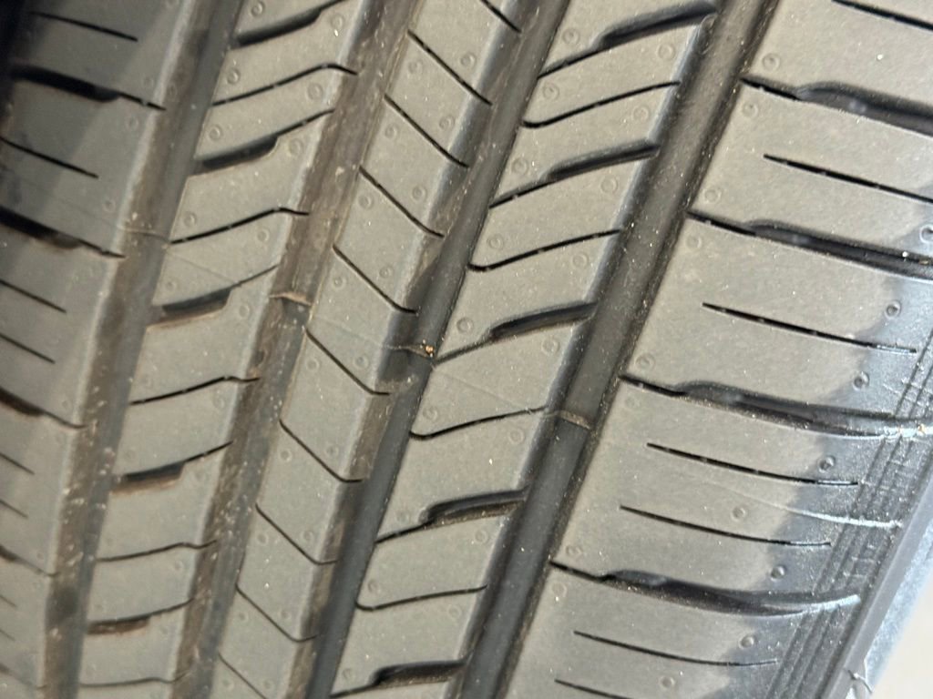 Certified 2018 Toyota Prius Prime Advanced image 16