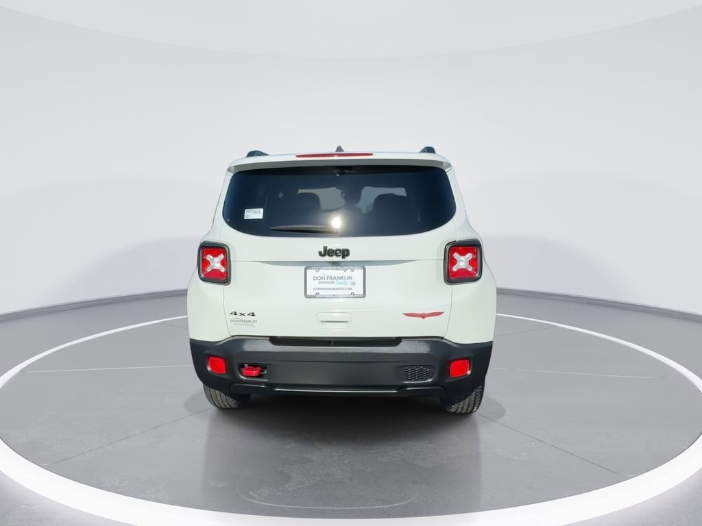 Used 2023 Jeep Renegade Trailhawk image 7