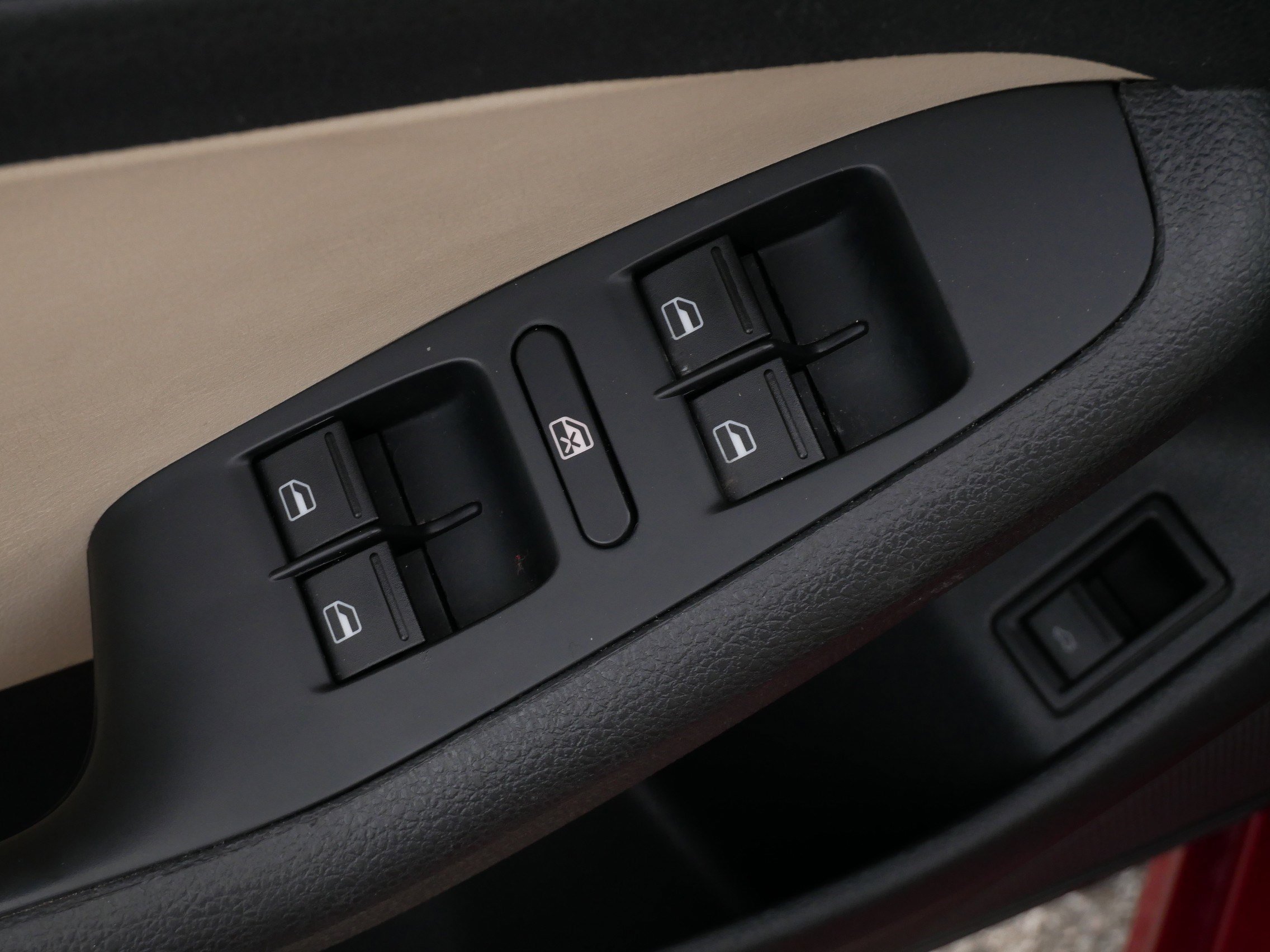 Used 2017 Volkswagen Jetta SE image 18