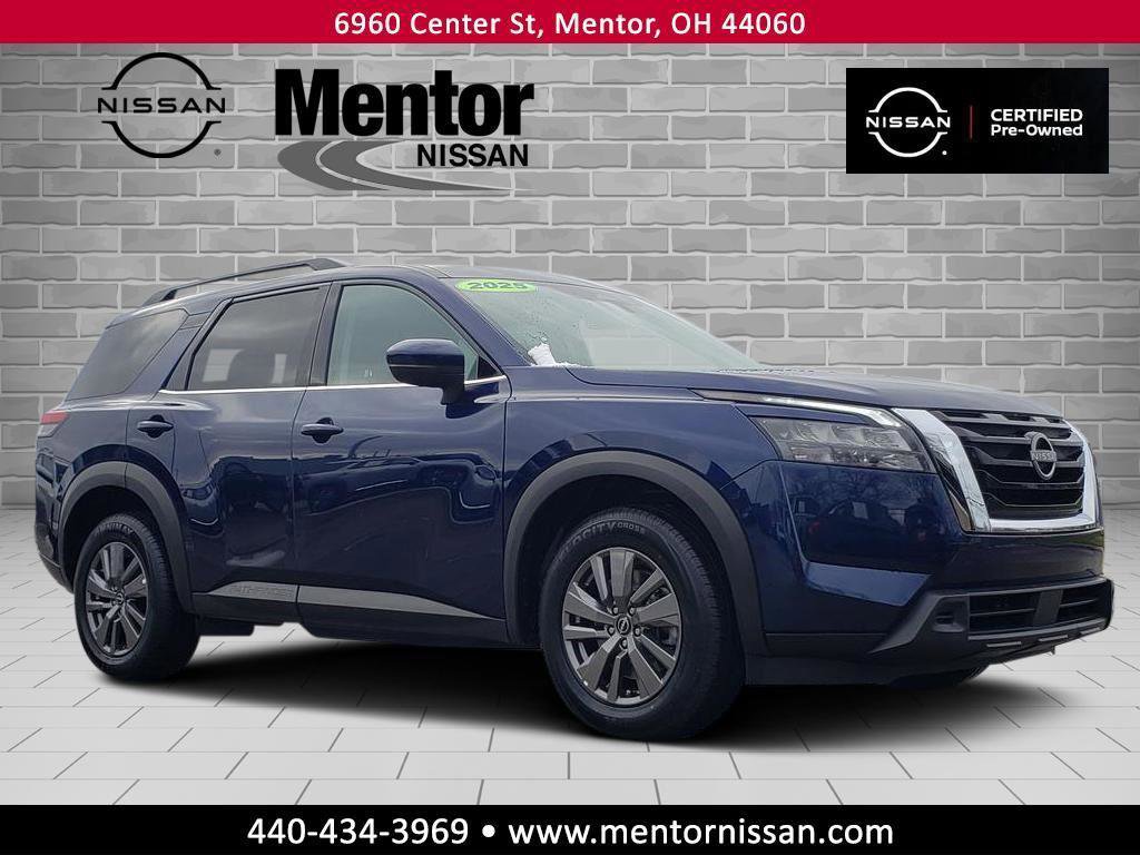 Certified 2025 Nissan Pathfinder SV