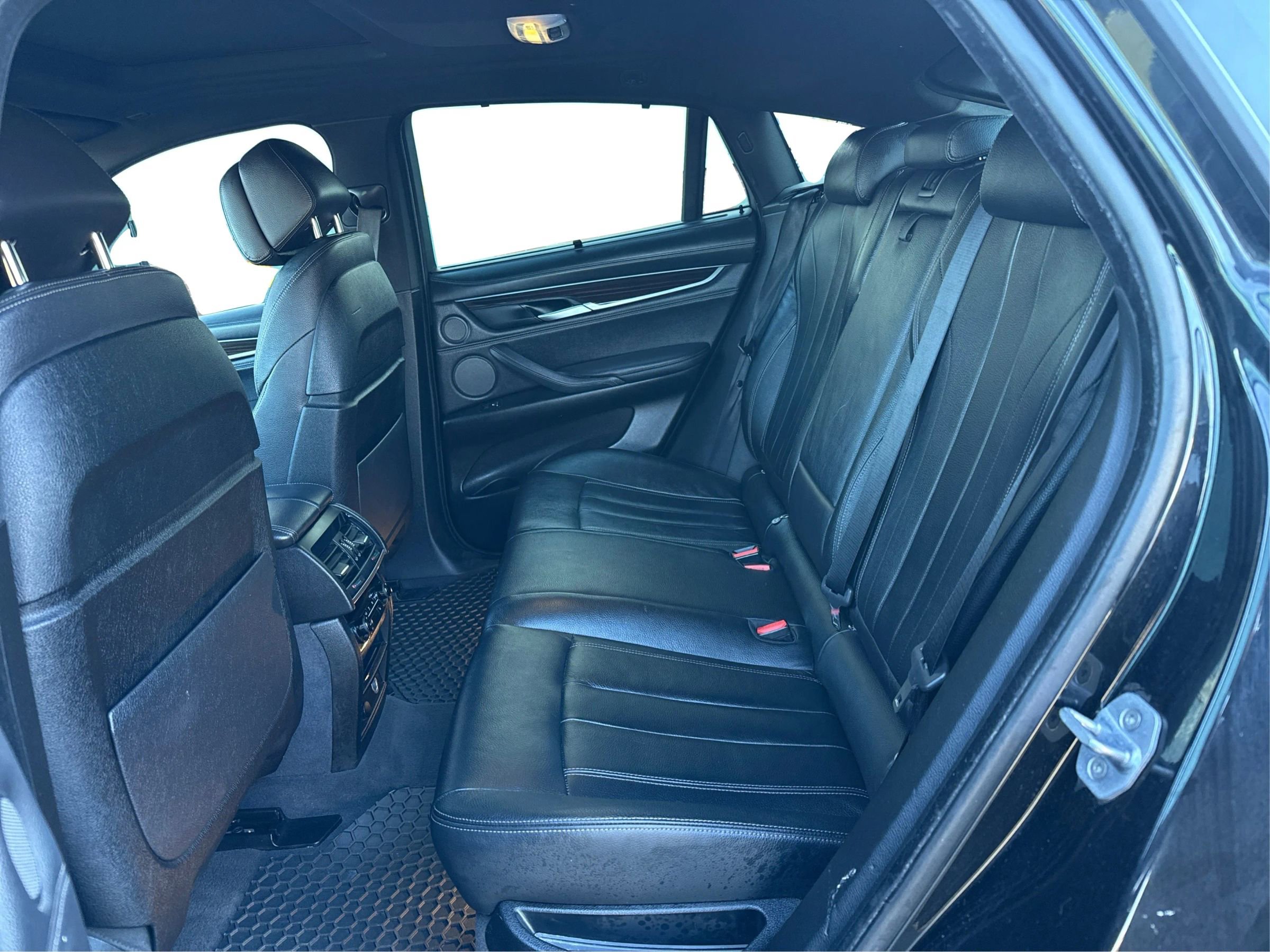 Used 2018 BMW X6 xDrive35i image 10