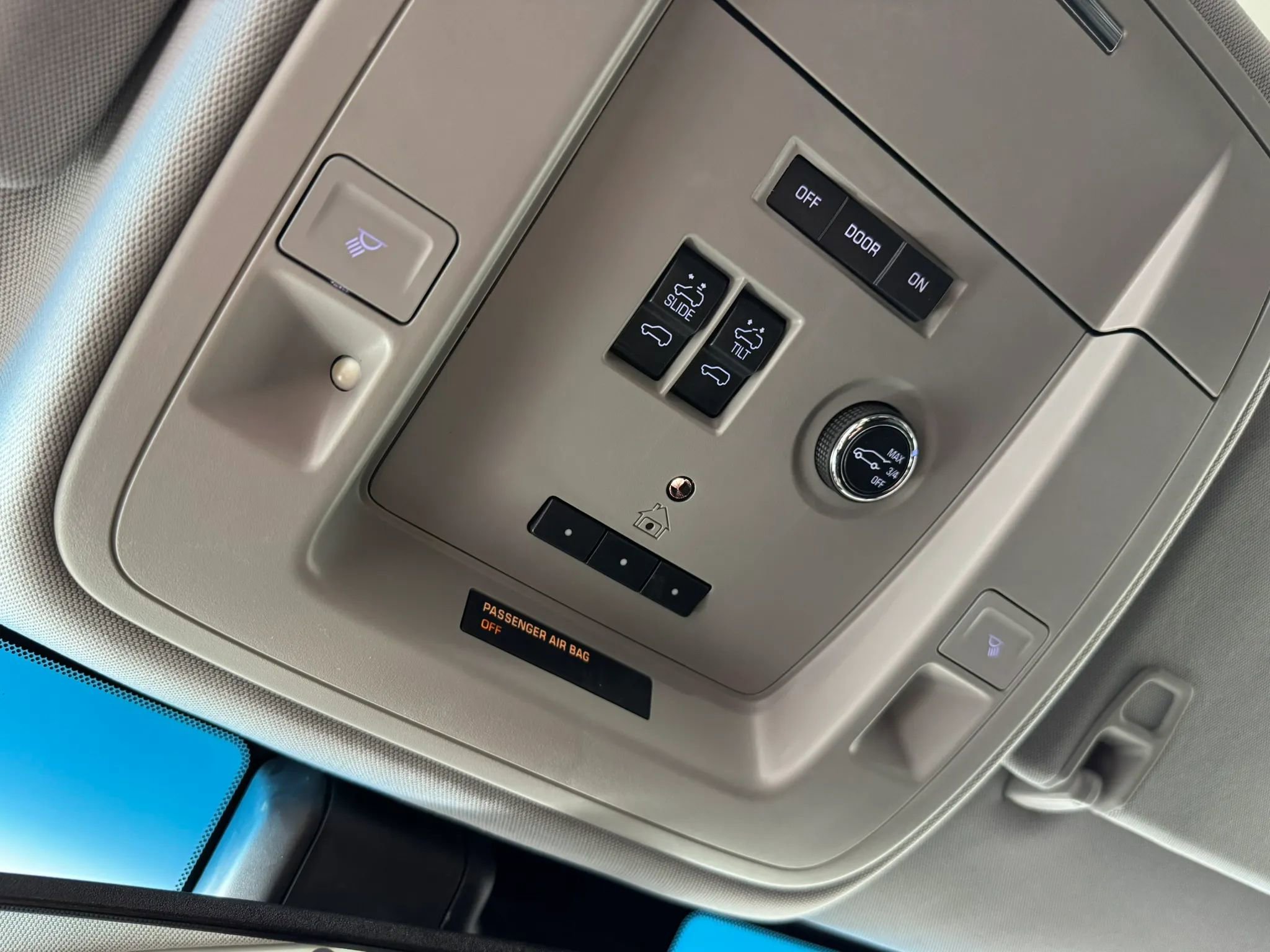 Used 2016 Chevrolet Suburban LT AWD/4WD image 17