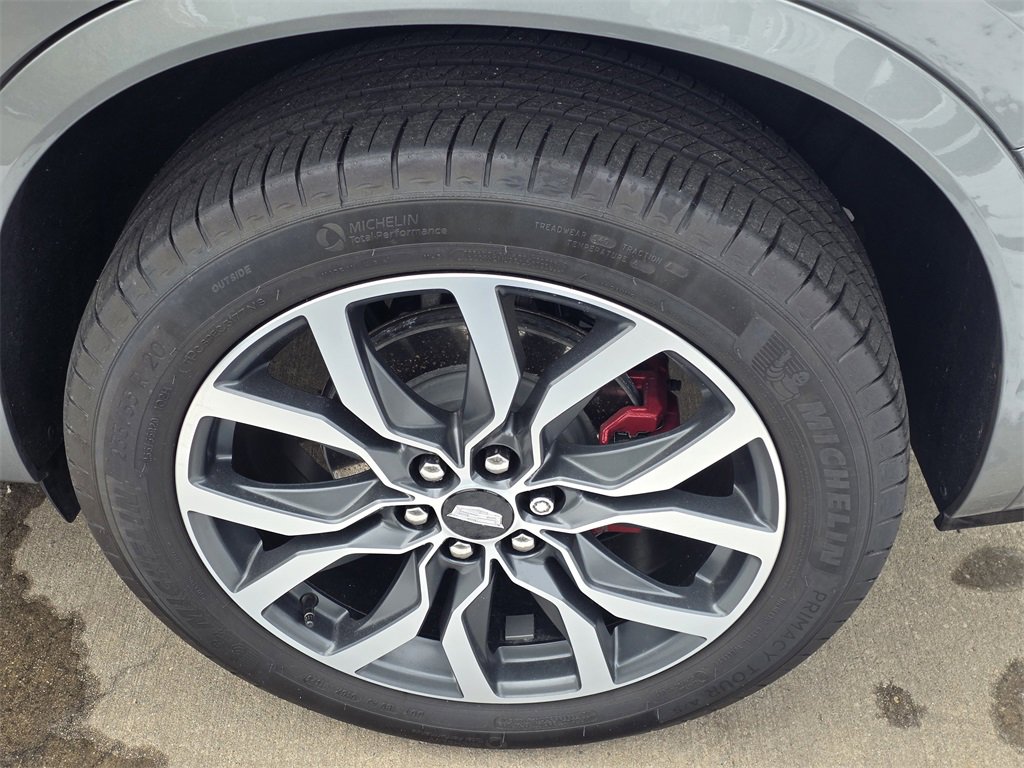 Used 2023 Cadillac XT6 Sport w/ Technology Package image 12