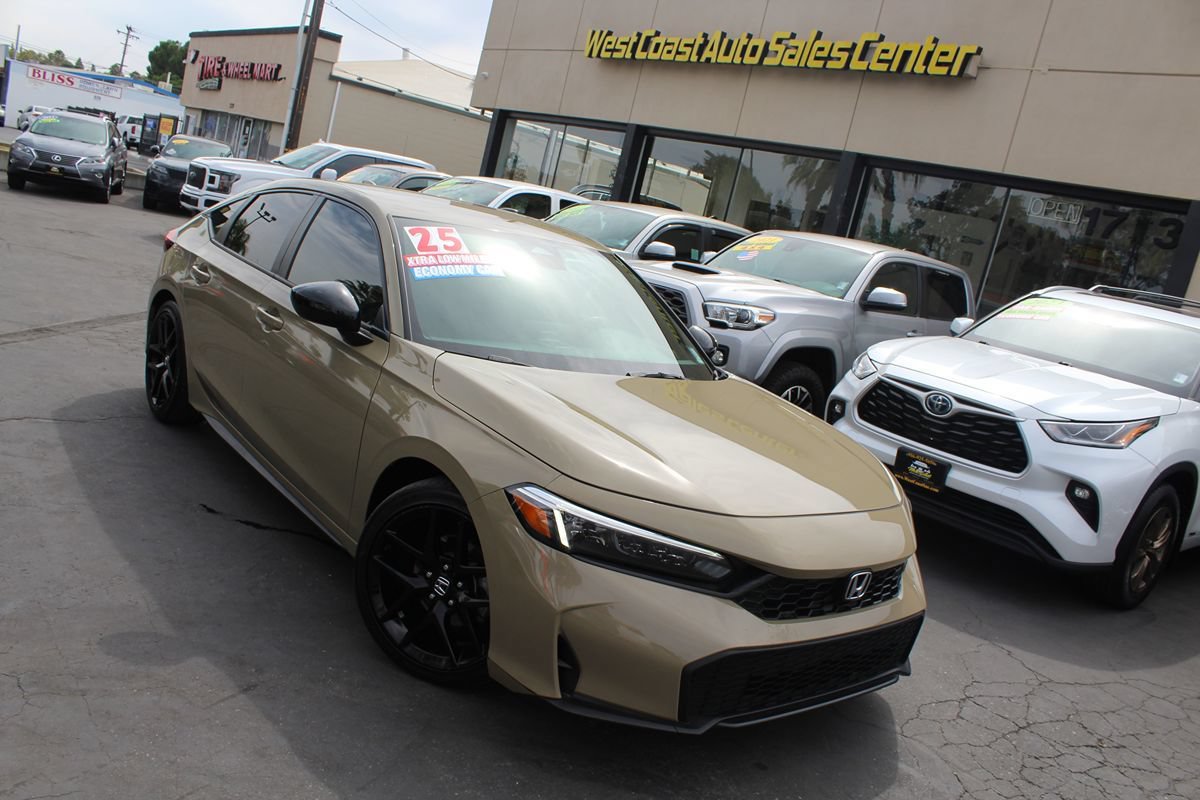Used 2025 Honda Civic Sport image 33