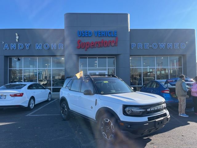 Used 2023 Ford Bronco Sport Outer Banks image 1