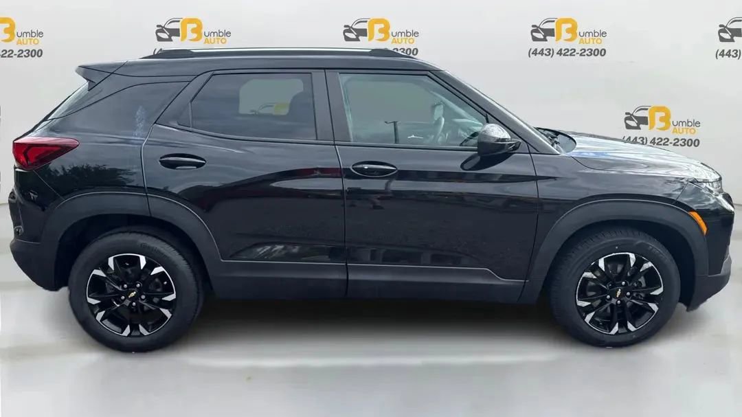 Used 2021 Chevrolet TrailBlazer LT w/ Convenience Package image 4