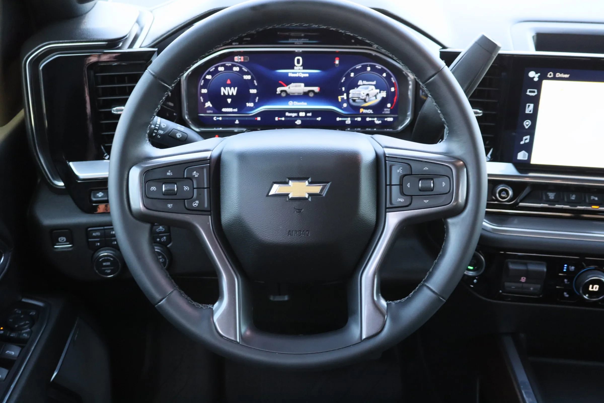 Used 2024 Chevrolet Silverado 2500 High Country w/ High Country Premium Package AWD/4WD image 12