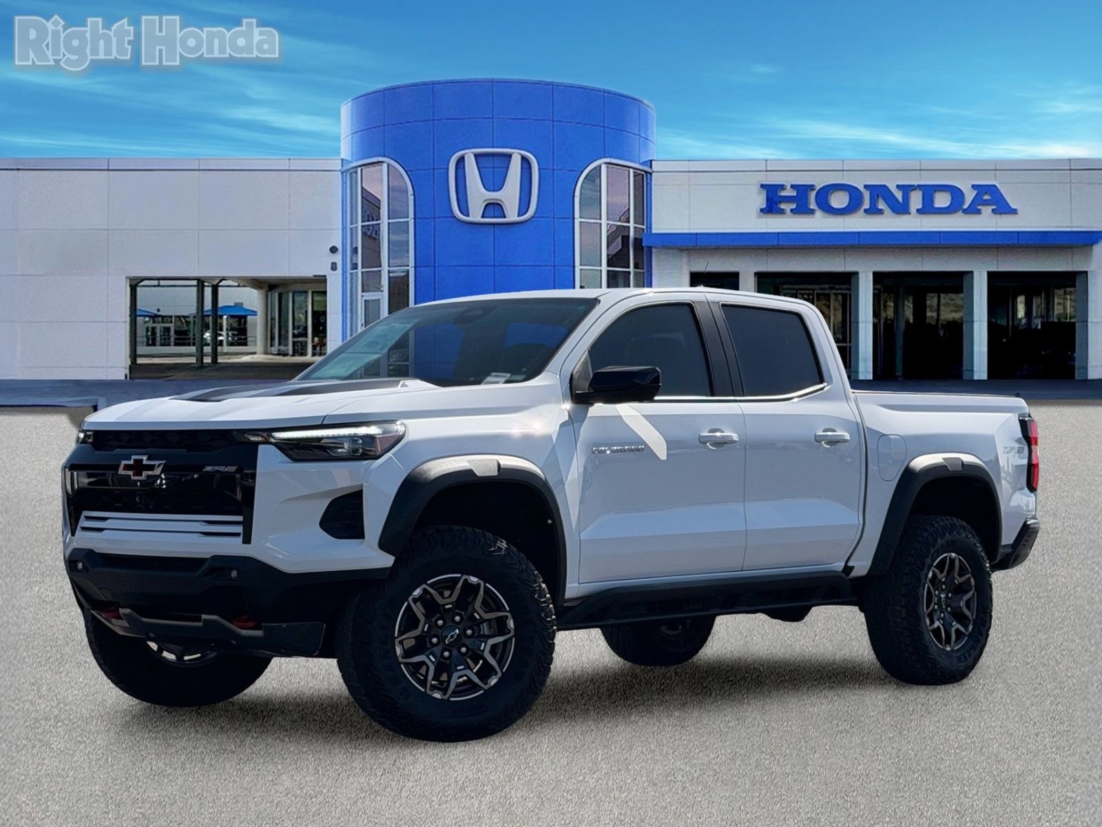 Used 2024 Chevrolet Colorado ZR2 w/ Technology Package AWD/4WD video 2