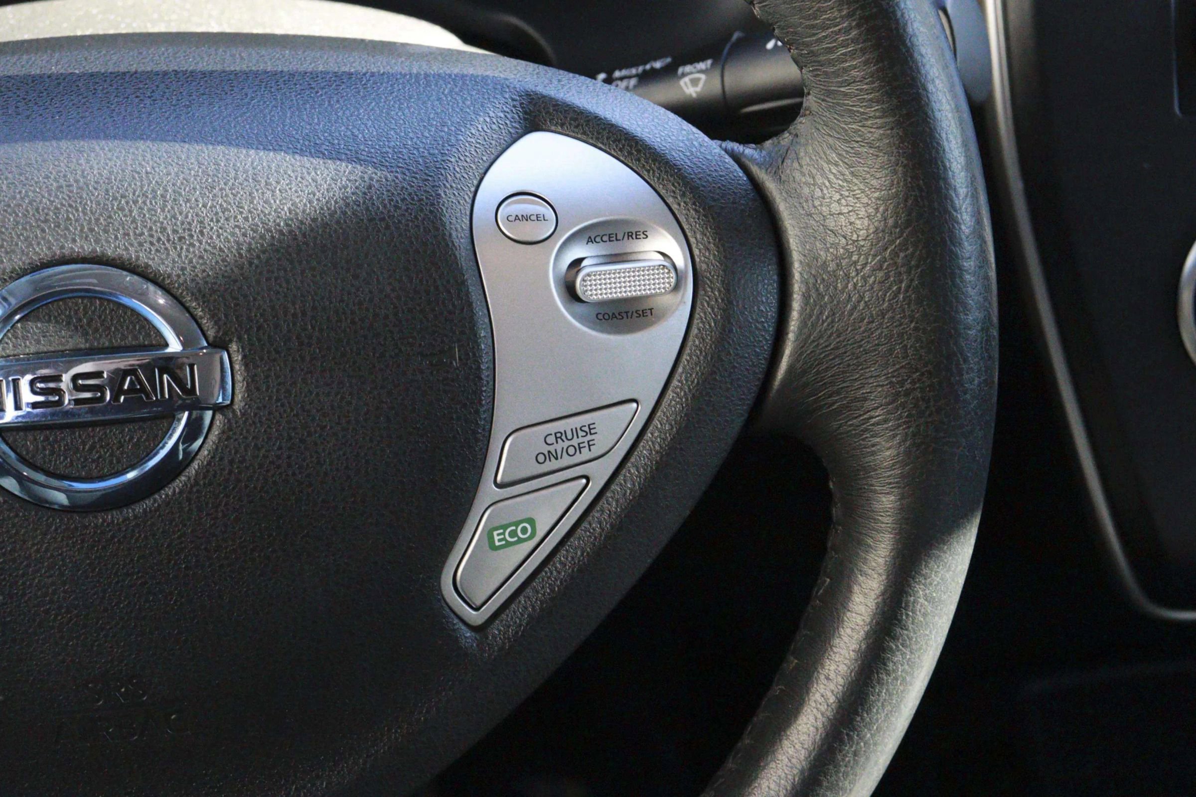 Used 2015 Nissan Leaf S image 22