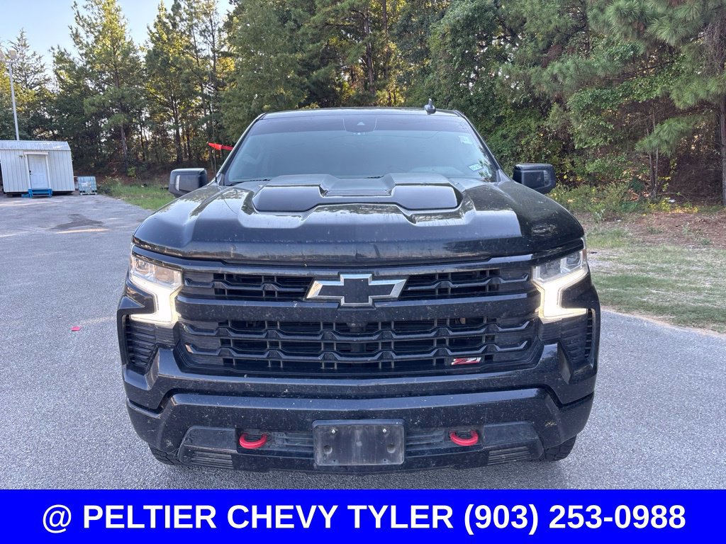 Used 2023 Chevrolet Silverado 1500 LT Trail Boss w/ LT Trail Boss Premium Package AWD/4WD image 2