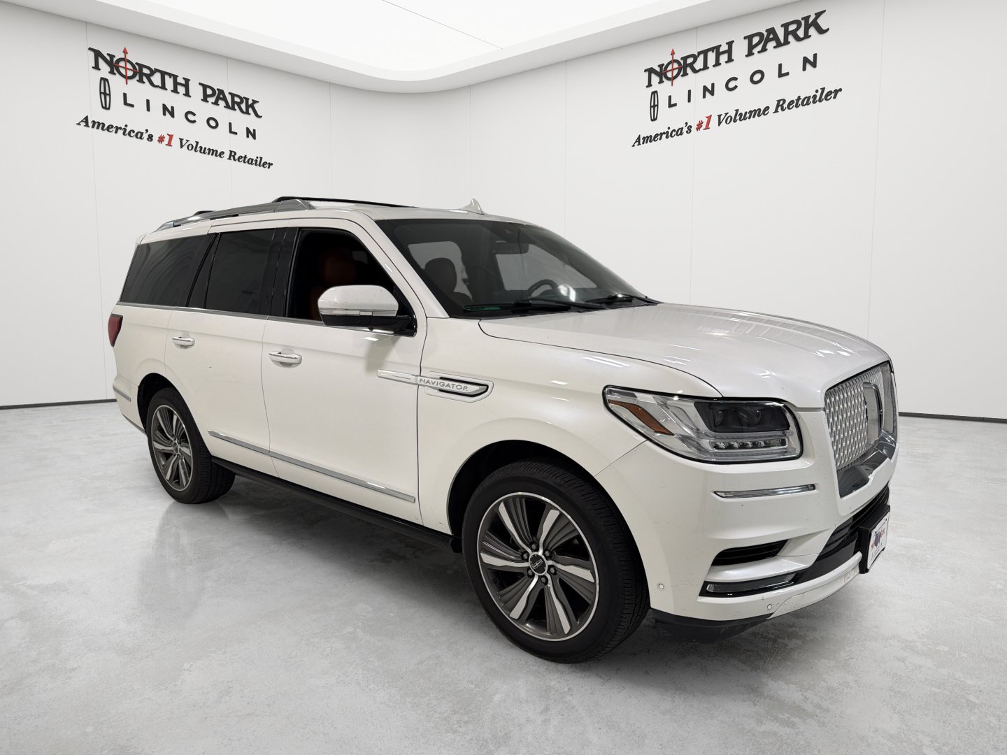Used 2020 Lincoln Navigator Reserve w/ Equipment Group 208A Reserve AWD/4WD image 7
