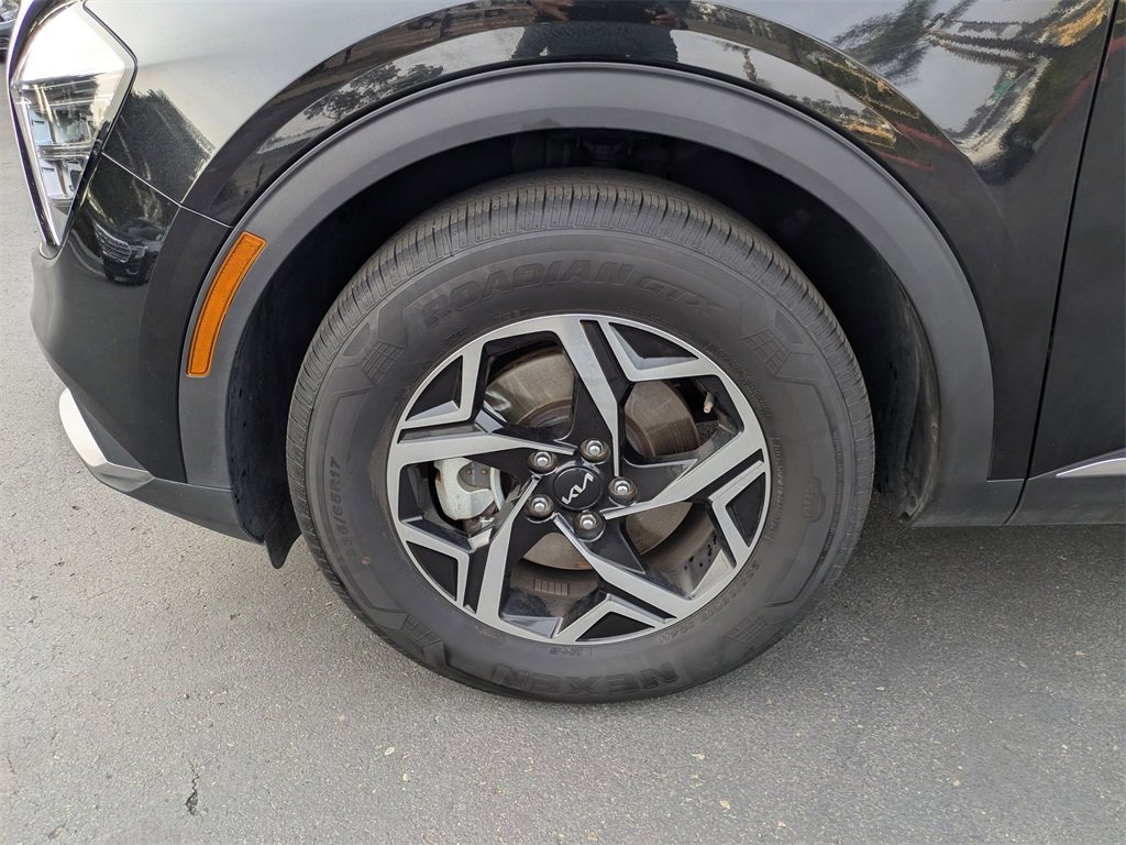 Used 2024 Kia Sportage LX image 13