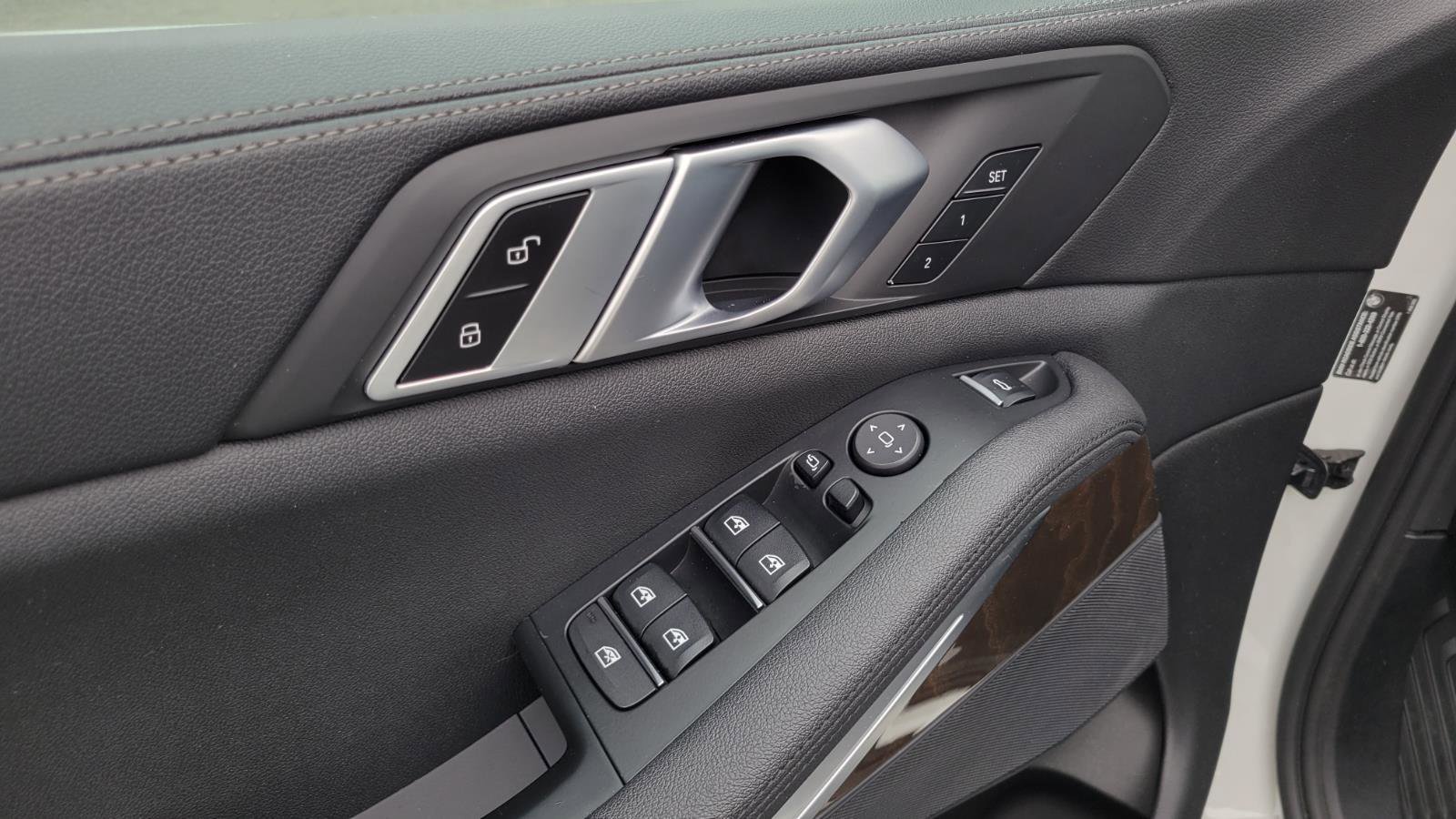 Used 2020 BMW X5 sDrive40i image 17