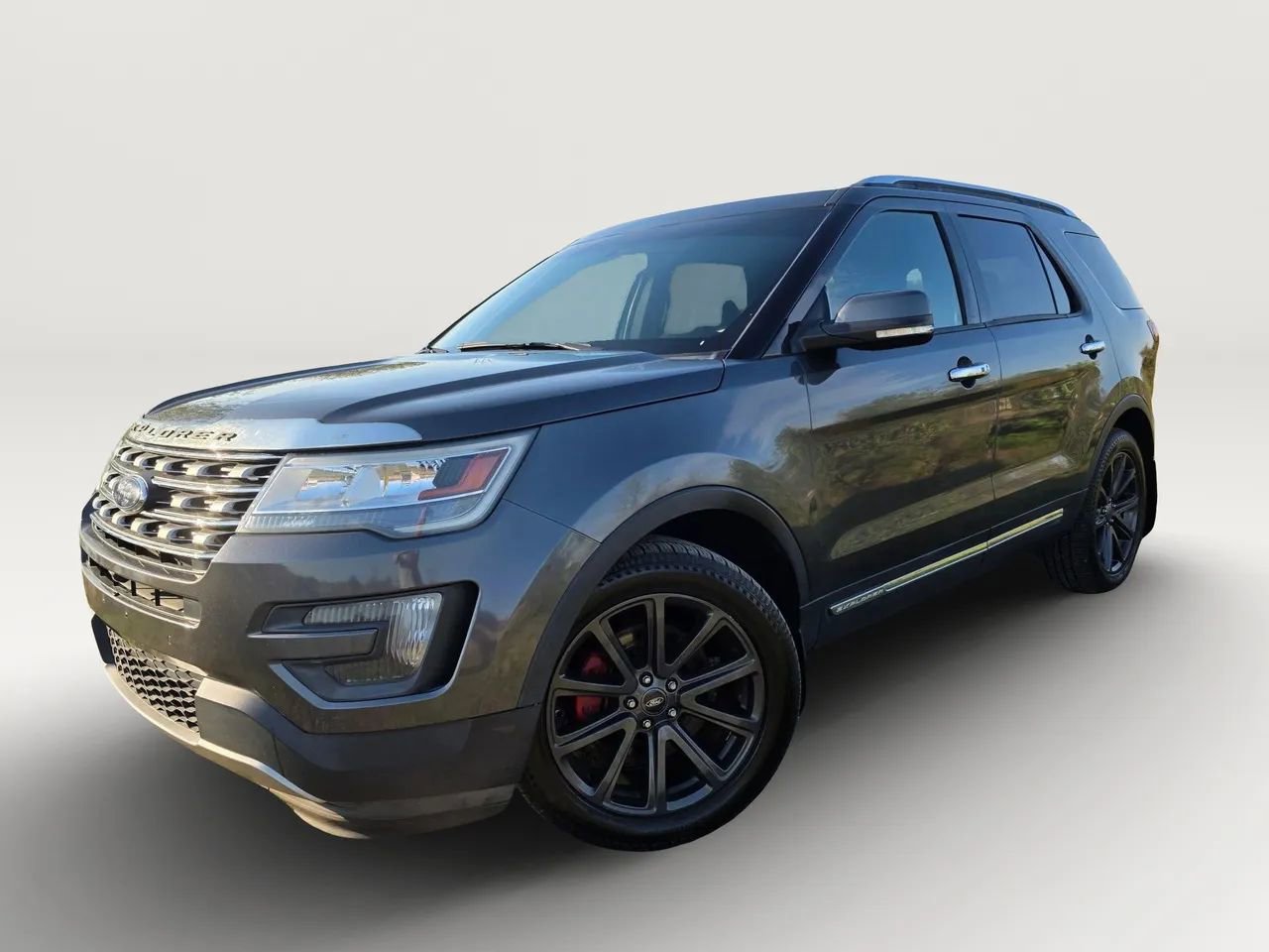 Used 2016 Ford Explorer Limited AWD/4WD image 2