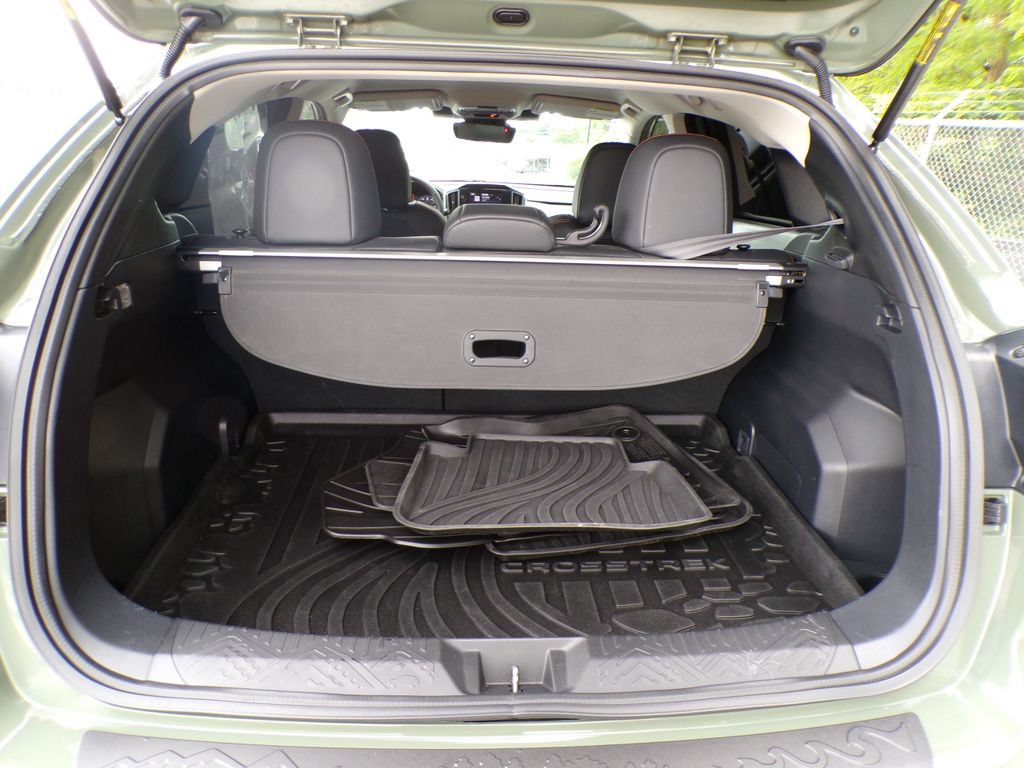 Used 2024 Subaru Crosstrek 2.5i Limited w/ Crosstrek Mirror Package AWD/4WD image 19