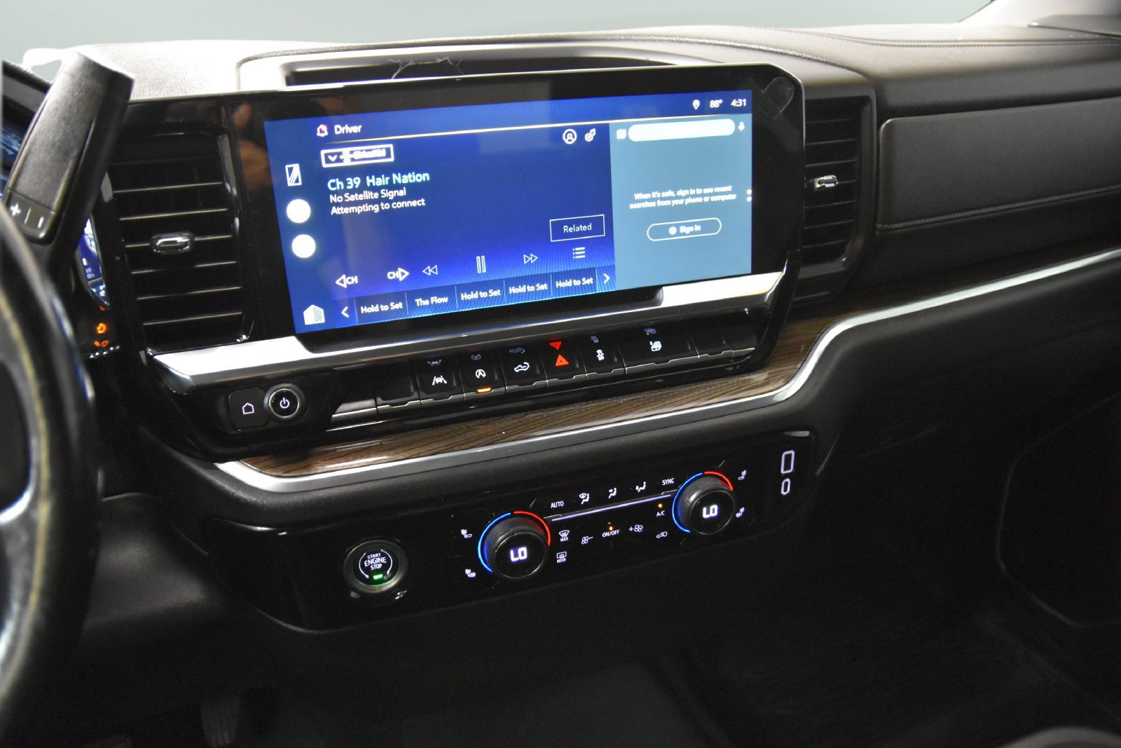 Used 2022 Chevrolet Silverado 1500 LT RWD image 20