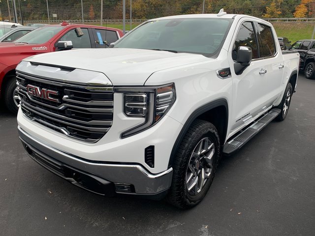 Used 2023 GMC Sierra 1500 SLT w/ SLT Premium Package image 2