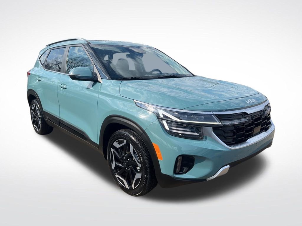 Certified 2024 Kia Seltos SX w/ SX Sunroof Package AWD/4WD image 3