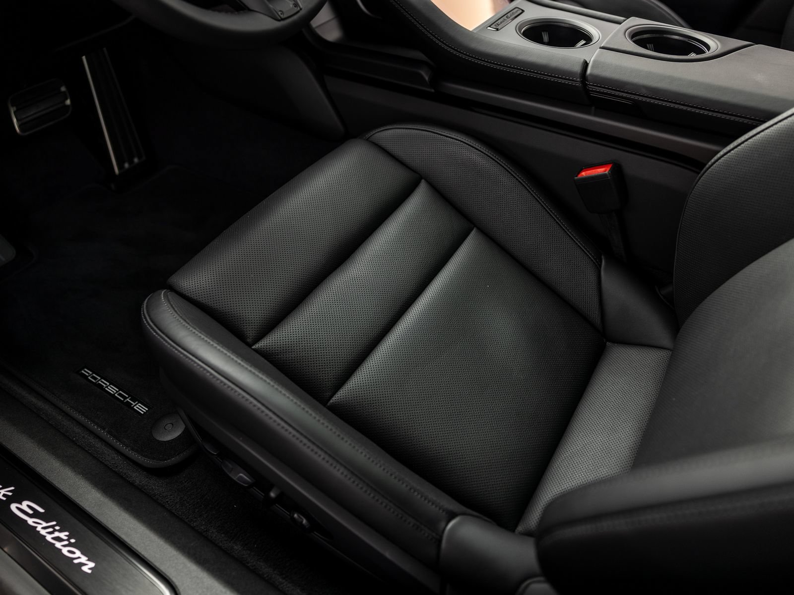New 2026 Porsche Taycan AWD/4WD image 42
