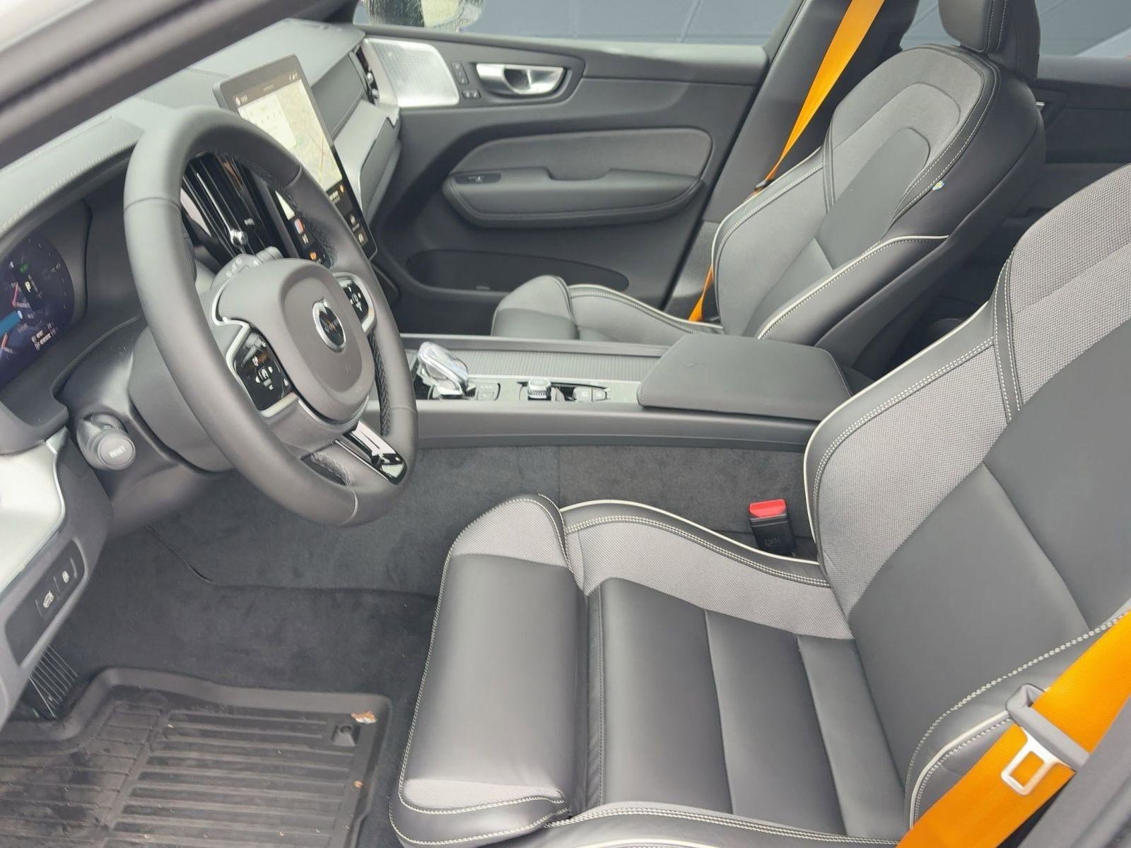 New 2026 Volvo XC60 T8 Polestar w/ Protection Package image 5