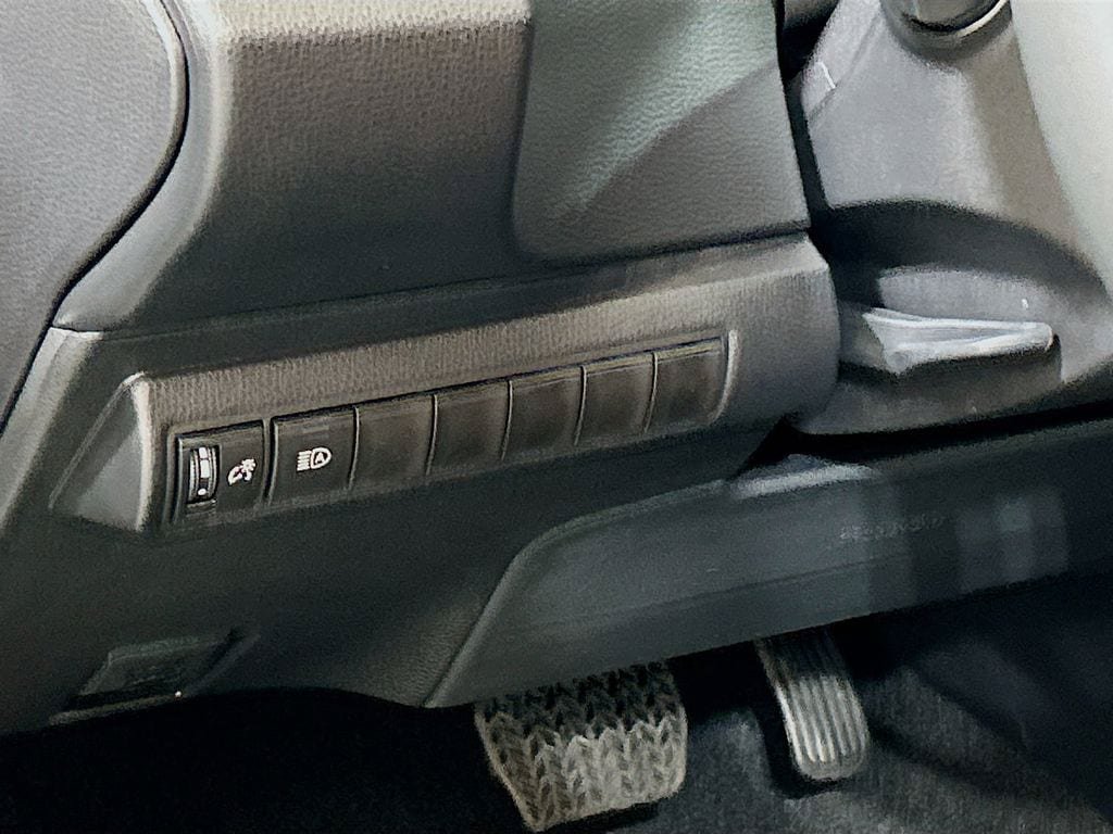 New 2026 Toyota Corolla SE FWD image 11