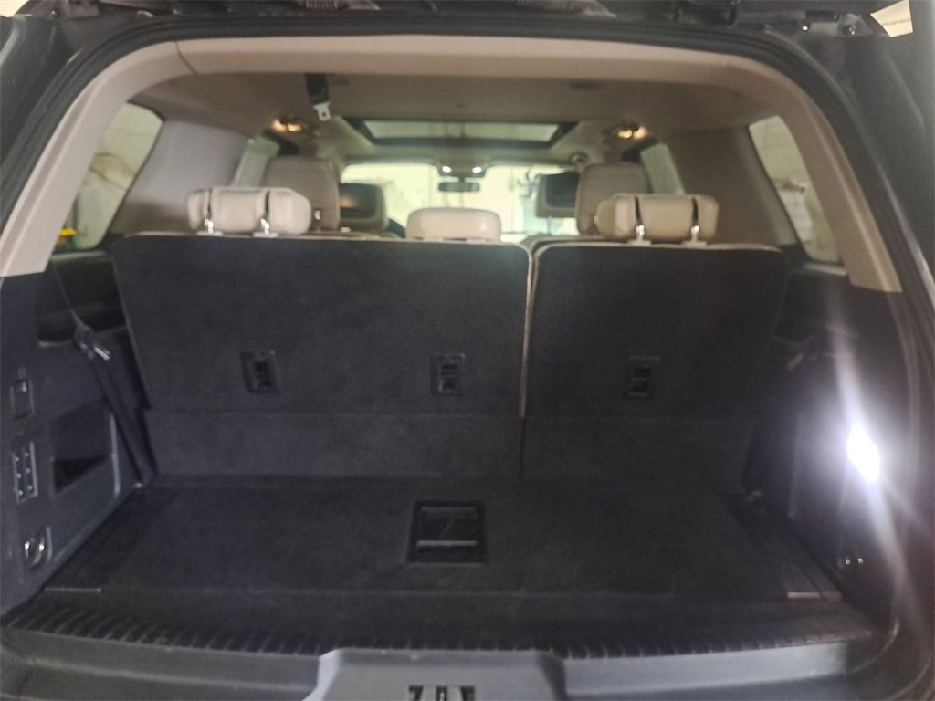 Used 2019 Ford Expedition Platinum image 25
