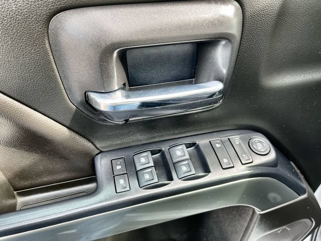 Used 2019 Chevrolet Silverado 1500 LT AWD/4WD image 16