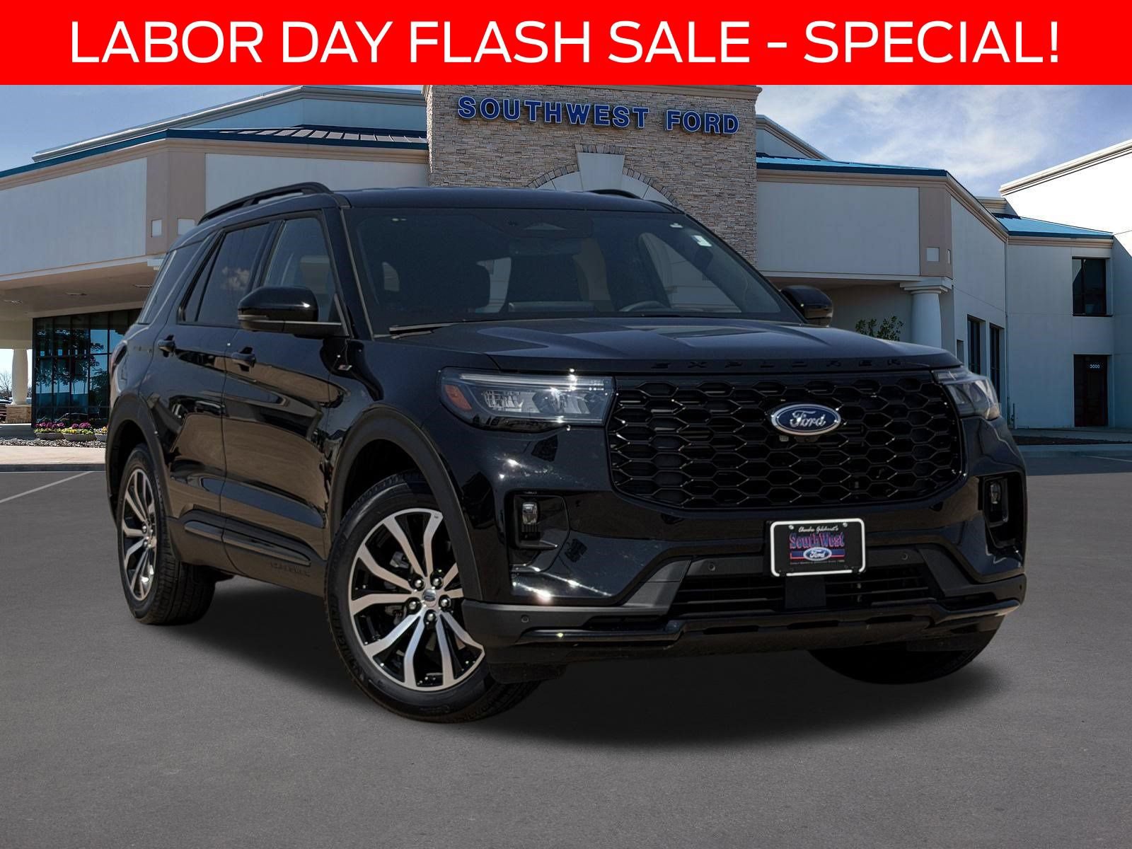 Used 2025 Ford Explorer ST-Line w/ Premium Package