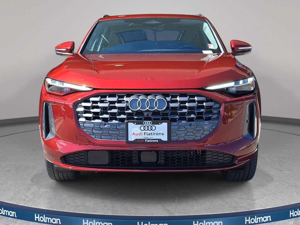 Used 2025 Audi Q5 Premium w/ Premium Plus AWD/4WD image 3