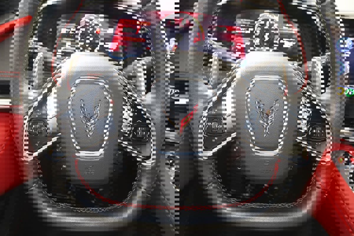 Used 2023 Chevrolet Corvette Stingray Preferred Conv w/ 2LT image 60